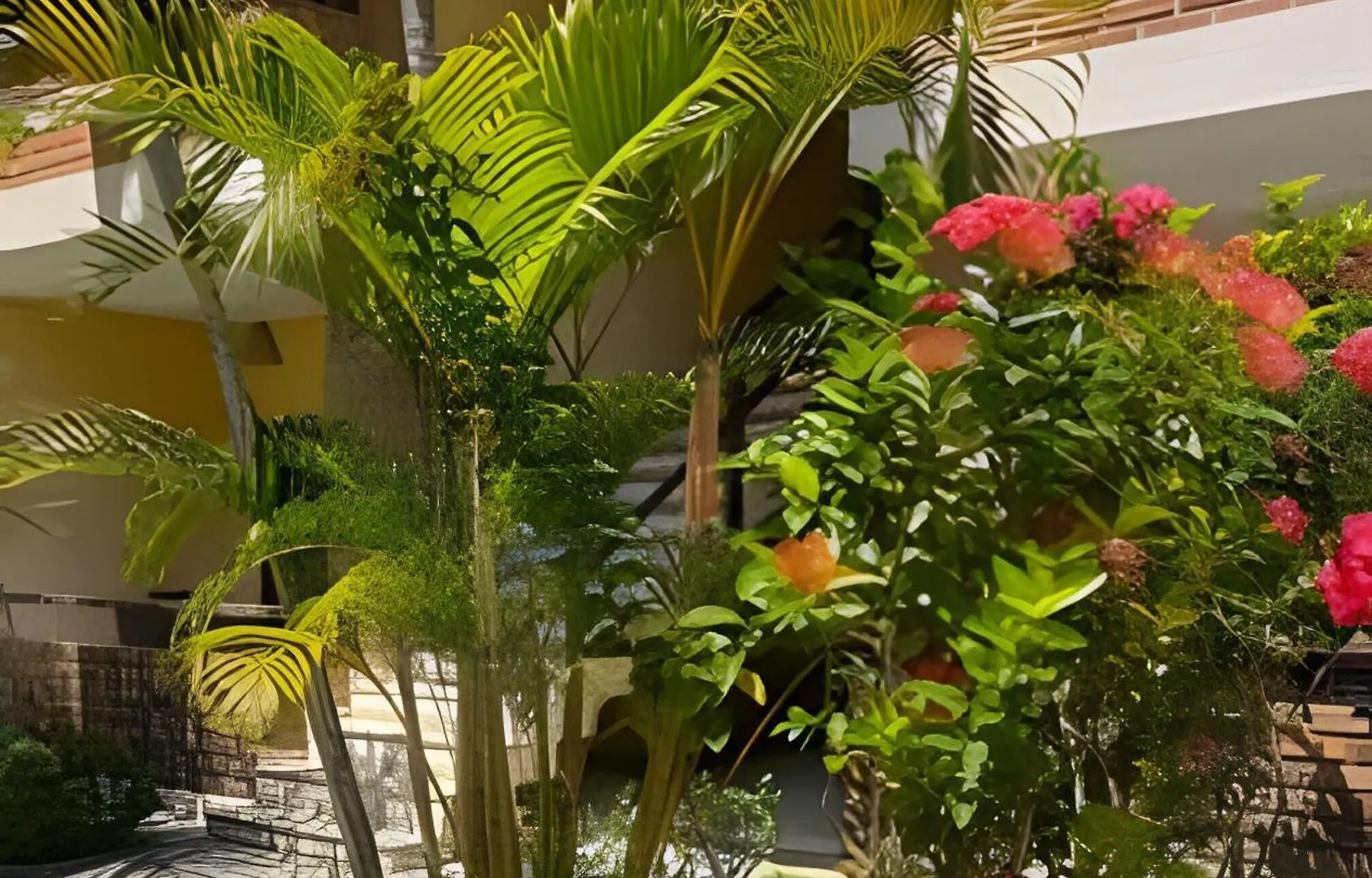 Tatil Evi 450M Da Praia Taperapuan; 2 Suites; Piscina; Wifi 300 Mbs; 2 Pavimento; Churrasqueira; Estacionamento Gratuito 1 Carro. Porto Seguro
